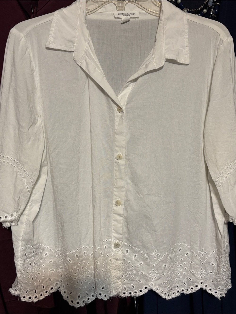 beachlunchlounge Women’s White Eyelet Hem Button-Up Top